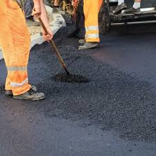 Best Driveway Maintenance Services  in Elleale, ND